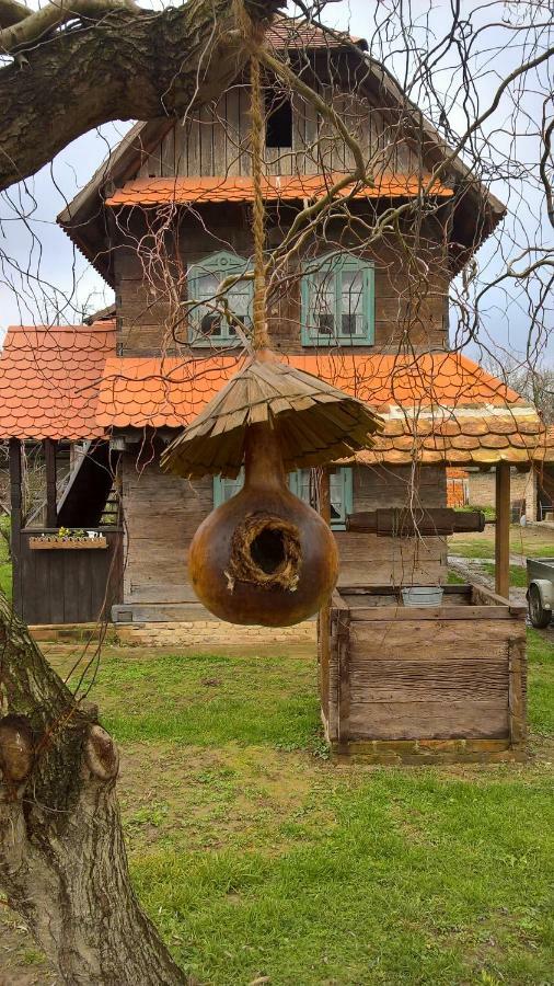 Stara Iza Daire Selisce Sunjsko Dış mekan fotoğraf